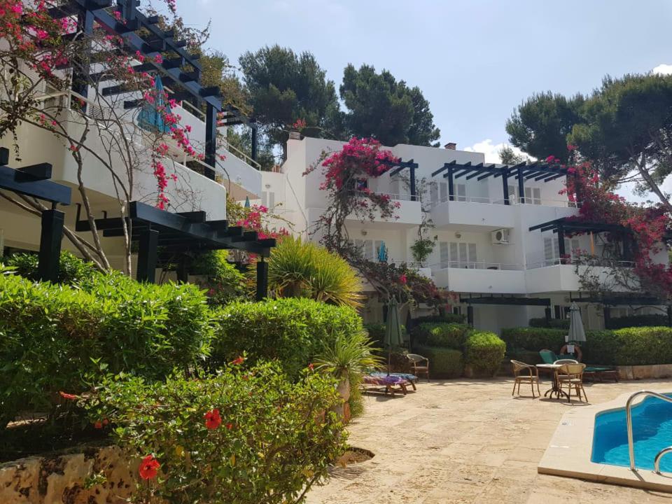 Apartamentos Los Tilos Peguera Exterior photo